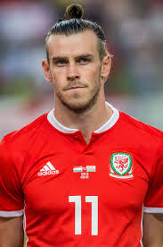 Gareth bale's salary is estimated to be £15 million with real madrid. Gareth Bale Steckbrief Bilder Und News Web De