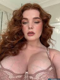 Miss Deadly Red Sexy - Provocative Leaks Unleashed