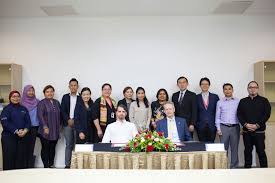 From 1986 to 2008, his excellency the minister of education and higher education worked at qatar university. The Brooke Trust To Provide Bursary For Swinburne S Tesol Programme Swinburne University Sarawak Malaysia