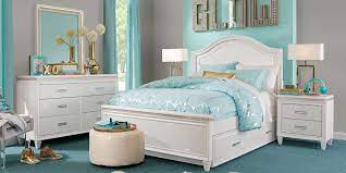 Our product catalog is certainly reliable since we present a range of king and queen size bed sets for your selection. Girls Full Size Bedroom Sets