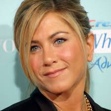 Her father is greek, and her mother was of english, irish, scottish, and italian descent. Jennifer Aniston Allegedly Frightened To Embrace Motherhood After Saying She Wants Kids Celebrity