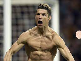 Ein immer noch durchtrainierter körper und eine schusstechnik, die ihm bei dieser em bereits fünf treffer bescherte. Cristiano Ronaldo Unglaubliche Werte So Fit Ist Der Superstar Eurosport