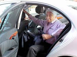 Azim premji lifestyle, net worth, cars, wife, son, life story and biography !! The Car Collection Of Wipro Chairman Azim Premji Drivespark