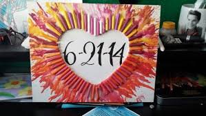 Birthday Gift For My Boyfriends Mom The Wedding Gift I Made For My Boyfriends Mom It Was My First Time Trying Out Melted Crayon Art So I Was Exci Crayon Art Diy Crayon Art Melted Melting Crayons