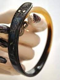 Antique Horn Snake Bangle Bracelet Carved Horn Serpent Retro Bracelet Vintage Jewelry Bangle Bracelets