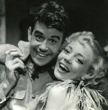 Luckinbill, Laurence