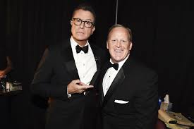 Sean Spicer Was the Most Popular Selfie Accessory at Emmys After-Parties