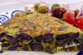 Es importante seleccionar varias patatas del mismo tamaño y con una forma homogénea, así, una vez cortadas en gajos todas tendrán un tamaño similar y la cocción será creemos que con esta breve explicación y las fotografías se resolverá la consulta sobre cómo cortar las patatas en gajos, si ya las. Tortilla Espanola De Patatas Violeta Delokos