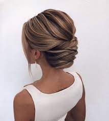 87 Fabulous Wedding Hairstyles For Every Wedding Dress Neckline Mother Of The Bride Hair Updos For Medium Length Hair Bride Hairstyles
