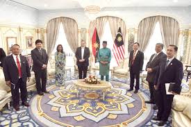 Chief minister datuk amar abang abdul rahman zohari tun abang openg 0. Saifuddin Abdullah Ar Twitter Mengadakan Kunjungan Hormat Ke Atas Ketua Menteri Sarawak Yab Datuk Patinggi Dr Abang Abdul Rahman Zohari Bin Tun Hj Abang Openg Petang Tadi Membincangkan Isu Isu Penganjuran Hari