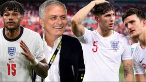 Cuộc đọ sức giữa đt anh và đức ở vòng 1/8 xứng đáng được coi là trận chung kết sớm euro 2020. Ovw3clv0hzor6m