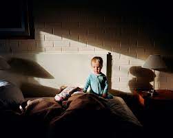 Maybe you would like to learn more about one of these? Trent Parke Jem And Narelle 2006 From The Christmas Tree Bucket Pigment Print 72 X 90 Or 32 X 40 Cm Ed Of 8