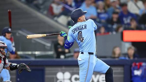 George Springer exits with a left big toe fracture