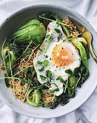 Quinoa And Fried Egg Veggie Bowl By Walderwellness Quick Easy Recipe The Feedfeed Recipe Veggie Bowl Recipe Veggie Bowl Bowls Recipe