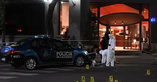 We did not find results for: Duelo Nacional Por La Muerte Del Policia Apunalado En Barrio Parque Mendovoz