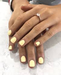 Pale Yellow Mani Manicure Summer Nails Square Oval Shape Squoval Clean Fre Yellow Nails Nail Polish Colors Summer Trending Nail Polish Colors