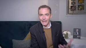 Franck ferrand est à la fois historien, écrivain, animateur d'émissions d'histoire à la. Franck Ferrand Raconte Lisez