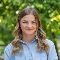 Emily Christianson's Instagram, Twitter & Facebook