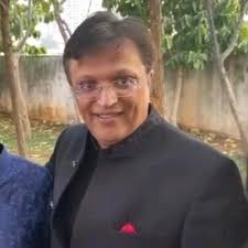 On Thursday 7th August I was honored to be Installed as the Master of the  Worshipful Company of Wax Chandlers (whose Ordinances stretch back over 650  years). I intend to continue the