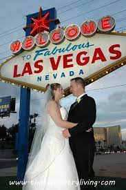 Git R Done Vegas Wedding Style Vegas Wedding Las Vegas Weddings Poker Casino Party