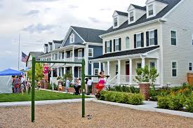 Parkwood Homes Block Party On The Mews In Stapleton Denver Colorado Parkwood House Styles Exterior Colors