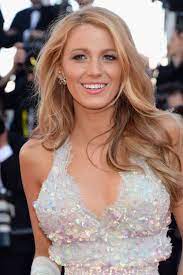 Lively's strawberry blonde hair is. 18 Highlighted Hairstyle To Inspire Your Next Color Appointment Blake Lively Hair Hair Styles Strawberry Blonde Hair
