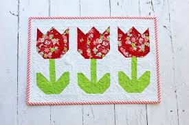 Free printable log cabin coloring pages. 30 Free Patterns To Make A Log Cabin Quilt Guide Patterns
