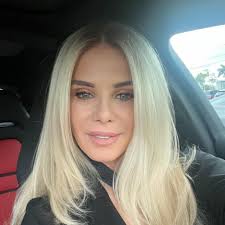 Jacqueline Udell updated her profile picture.