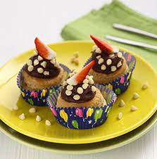 I vol au vent ripieni di fonduta sono dei delicatissimi cestini di pasta sfoglia francesi farciti con una saporita crema al formaggio. Ricetta Vol Au Vent Golosi Ripieni Di Cioccolato Perugina Com