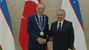 Cumhurbaşkanı Erdoğan, Özbek mevkidaşı Mirziyoyev ile görüştü