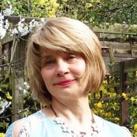 A Simple, Pretty Way to Style a Classic Breton T-shirt #iwillwearwhatilike 