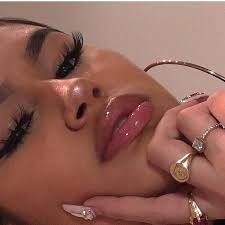 You can be seen wearing a fuzzy jacket, listening to ariana grande and post malone. Pin By Jennifer Miller On Hairstyle Baddie Makeup Aesthetic Makeup Beautiful Makeup