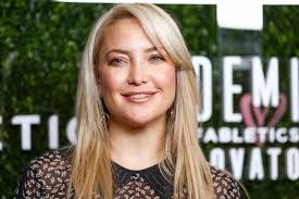 Actress kate hudson has a pretty famous set of parents — including her stepfather. Kate Hudson Explains How She Co Parents With 3 Different Dads