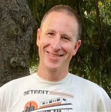 Ada Alpert's Instagram, Twitter & Facebook