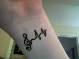 Tattoo Idea Done In Henna Henna Tattoo Fun Cool Wrist Music Heartbeat Treble Heartrate Love Jewerly Tattoo Tattoos Henna Tattoo Designs