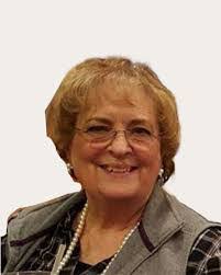 Elaine Reed's Instagram, Twitter & Facebook