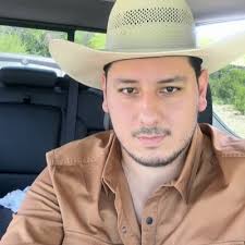 Alejandro Robledo Gtz (@alejandro4437)