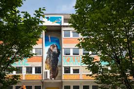 Check Out Z Common Ground Art Project At Munchen Laim Only 1 Week To Till The 2nd Of June Artist Matthiasmros Graffiti Kunstprojekte Geheimtipps Munchen