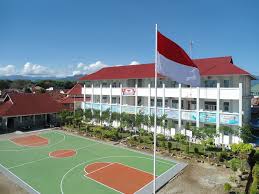 Informasi awal keluarga besar smk negeri 13 jakarta mengucapkan terimakasih atas kepercayaan masyarakat. Sma Negeri 10 Padang Wikipedia