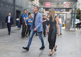 Sánchez y Begoña, del cara a cara con Feijóo y declarar ante el juez, al cine para ver la última de Amenábar