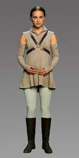 Pregnant Padme | Star wars outfits, Star wars fashion, Pregnant halloween  costumes