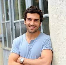 Elyas m'barek (fack ju göhte) and lavinia wilson (æon flux) star in this drama based on a story by peter stamm. 9 Elyas M Barek Ideas Ucitele Herci Herecky
