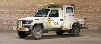 The common engines in the 70 series include the 3f petrol engine in fj70, the 2h diesel engine in the hj75, the 1fz petrol engine in the fzj79, the 1hz diesel engine , the 1hd diesel engine , and most recently, the 1vd diesel engine. Land Cruiser Heritage Museum 2012 Hzj79l