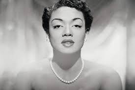 Amanda Farber's Instagram, Twitter & Facebook