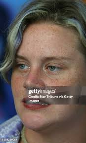 St. Paul, MN., Thursday, 9/4/2003. Heidi Elmer, Minneapolis... News Photo