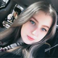 In 2018, Canelo Alvarez's brother was kidnapped just one week before his  scheduled fight against Rocky Fielding. Canelo personally negotiated with  the kidnappers for nearly three days, securing his brother's release.  According