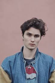 Chase stokes plays pogue leader john b in netflix's outer banks. Chase Stokes In 2021 Outer Banks The Pogues Obx