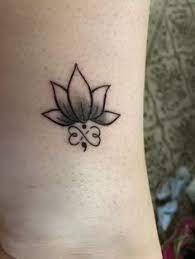 When there are eight petals present, they indicate the eightfold path that buddhists take to reach enlightenment. Lotus Flower Tattoo Meaning Depression Novocom Top