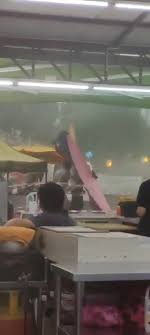 Ragam sambal yang nikmat yang disajikan di restoran chow kit. Chow Yang Pasar Malam Petaling Jaya Selangor Malaysia Night Market Facebook