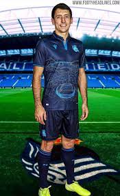 Body bezeichnet ein kleidungsstück mit sehr eng anliegender passform, das den körper einhüllt und die figur betont. Umwerfendes Real Sociedad 19 20 Reale Arena Trikot Veroffentlicht Nur Fussball